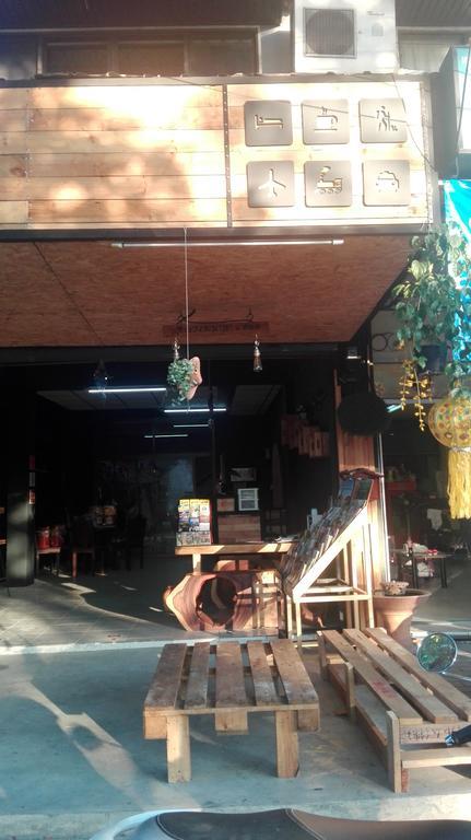 Cham Cha Hostel Chiang Mai Exterior foto